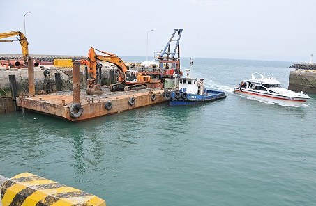 白沙浮動碼頭進入實際施工階段　最快9月完工  照片