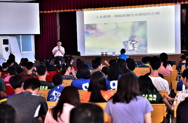 生命教育講座　劉北元巡迴各島校園分享生命的經驗  照片