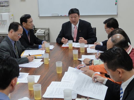 立法委員陳雪生召開「八二三排富條款」協調會議  照片