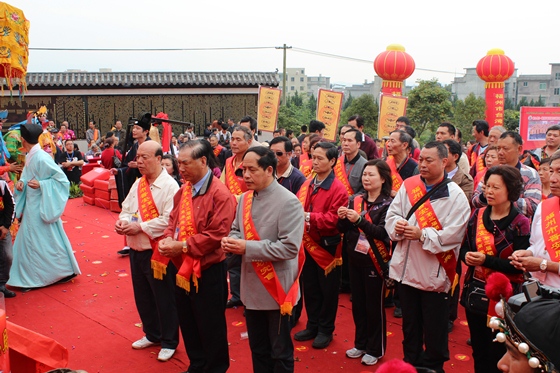 議長受邀參加大陸福州第三屆閩王文化季系列活動  照片