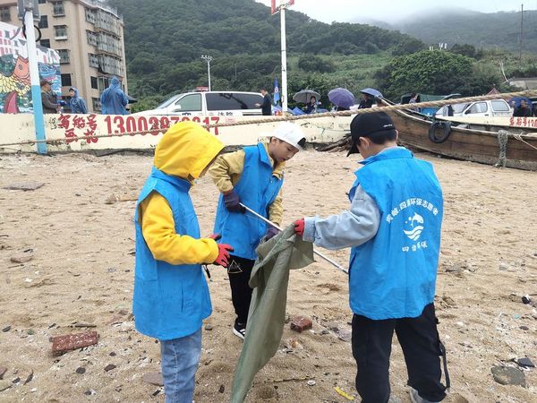 連江與馬祖攜手舉辦海洋生態環保淨灘活動  照片